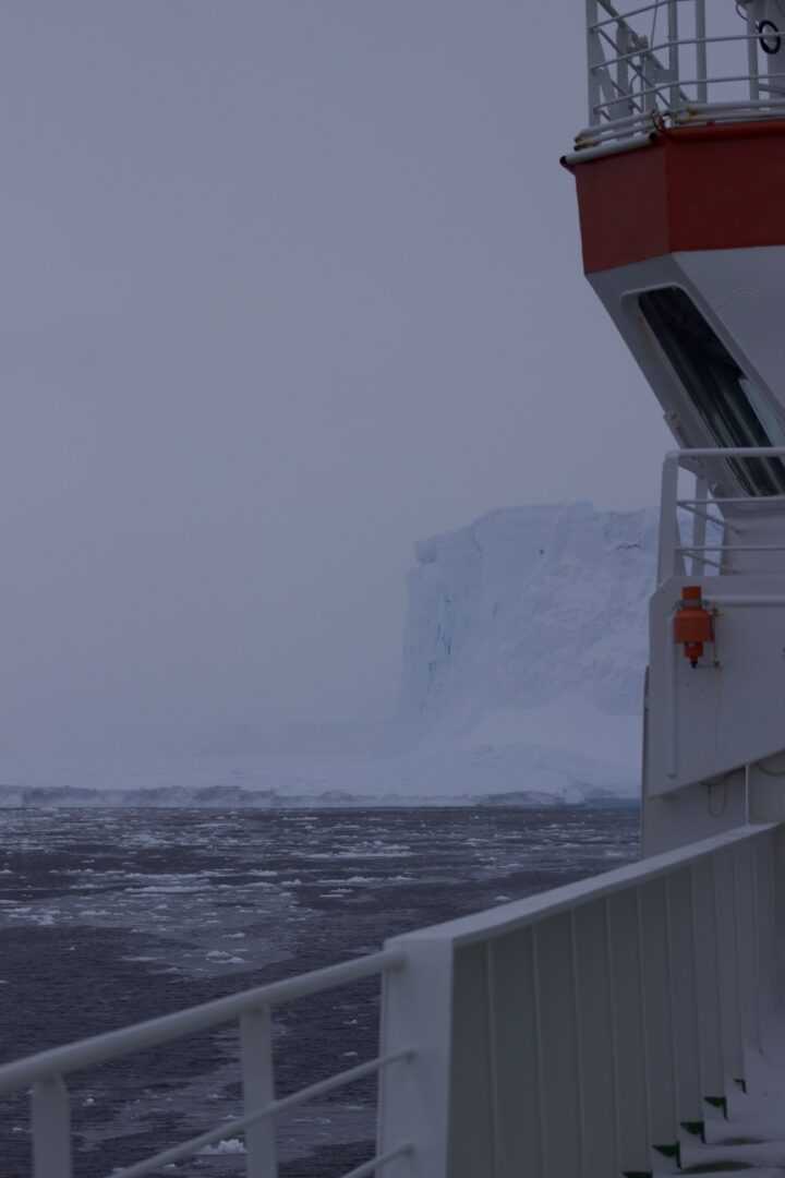 Iceberg graveyard