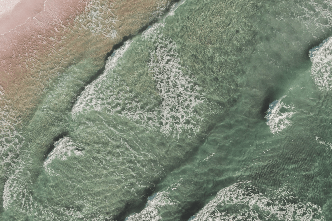 Picture of ocean waves